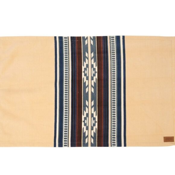 Pendleton Pet Throw Blanket! - Picture 2 of 6